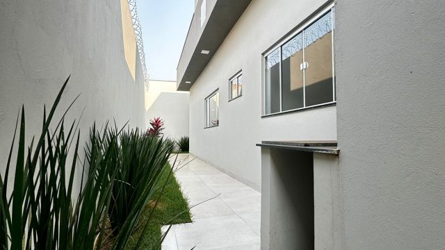 Vende-se Linda Casa no bairro Belvedere na cidade de Patrocínio.